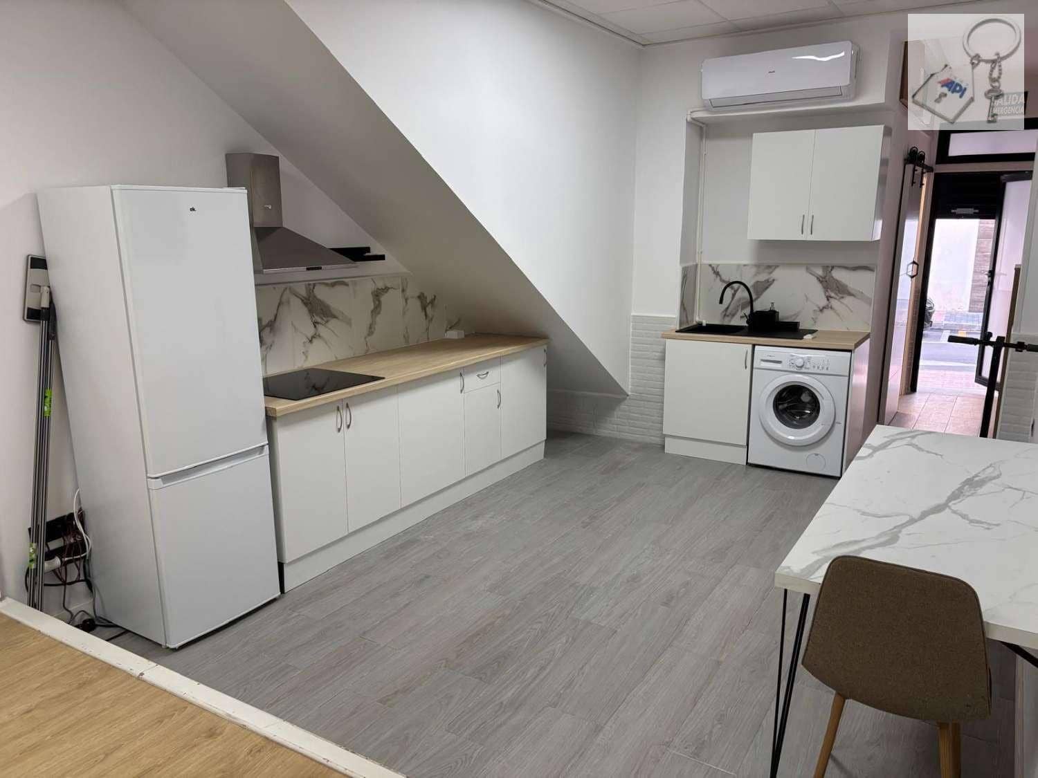 1 chambre Appartement de Plage à vendre à Torrevieja - 101 000 € (Ref: 10148283)