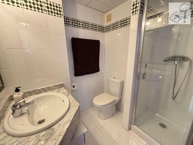 Piso de 2 habitaciones en Playa de los Locos, Torrevieja en venta con piscina garaje - 299.990 € (Ref: 10162092)