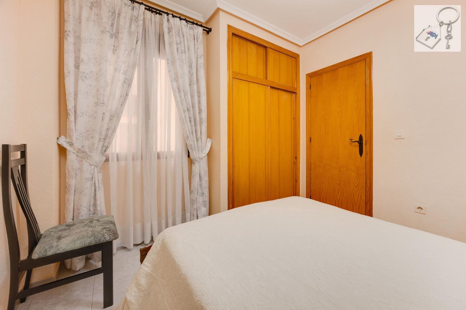 1 chambre Appartement à vendre à Torrevieja avec piscine - 129 990 € (Ref: 10170505)
