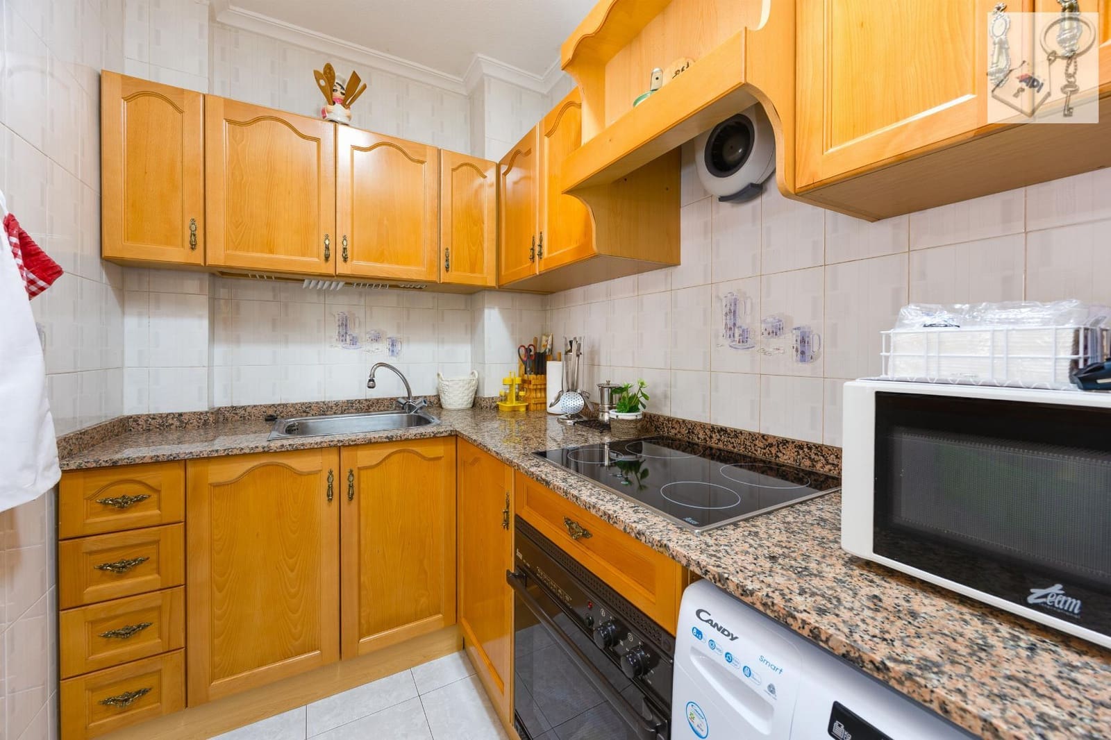 1 chambre Appartement à vendre à Torrevieja avec piscine - 129 990 € (Ref: 10170505)