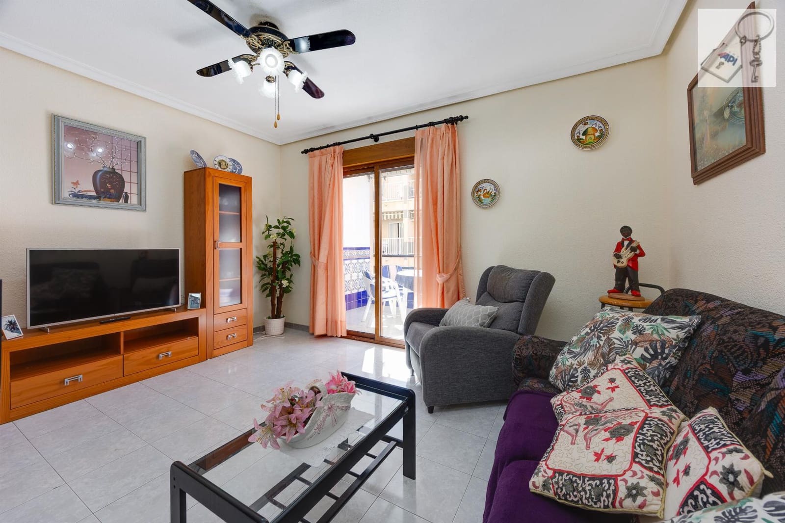 1 chambre Appartement à vendre à Torrevieja avec piscine - 129 990 € (Ref: 10170505)