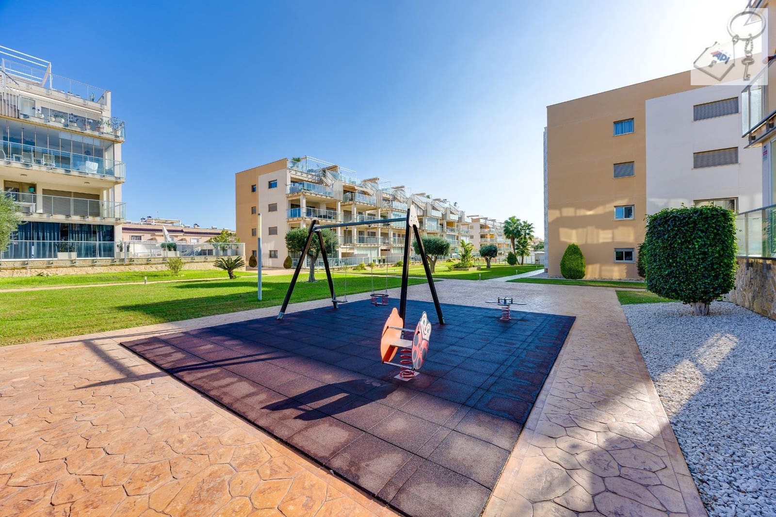 2 sypialnia Apartament na sprzedaż w Orihuela z basenem garażem - 269 000 € (Ref: 10170507)