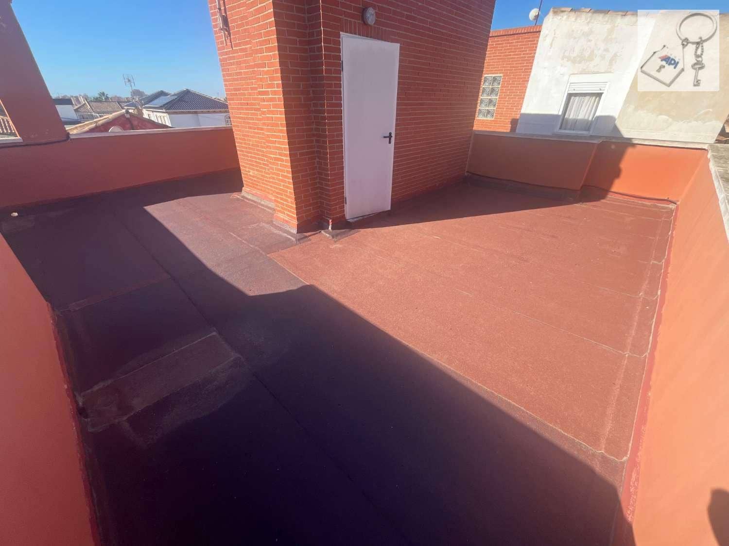 3 soveværelse Villa til salg i Torrevieja med swimmingpool garage - € 429.000 (Ref: 10174882)