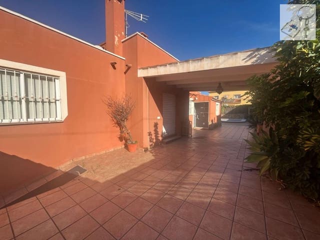 3 soveværelse Villa til salg i Aguas Nuevas, Torrevieja med swimmingpool garage - € 429.000 (Ref: 10174882)