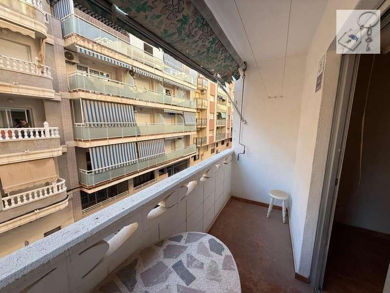 2 slaapkamer Strandappartement te koop in Torrevieja - € 147.900 (Ref: 10176324)