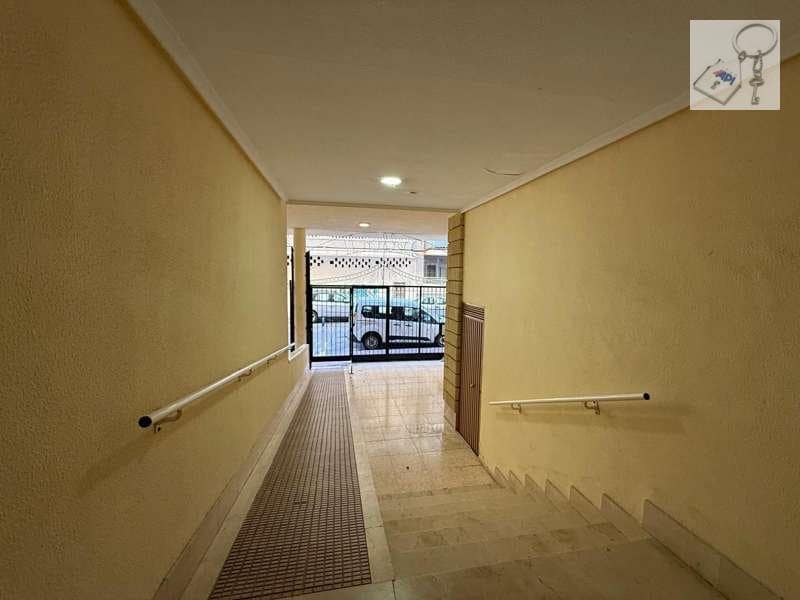 2 slaapkamer Strandappartement te koop in Torrevieja - € 147.900 (Ref: 10176324)