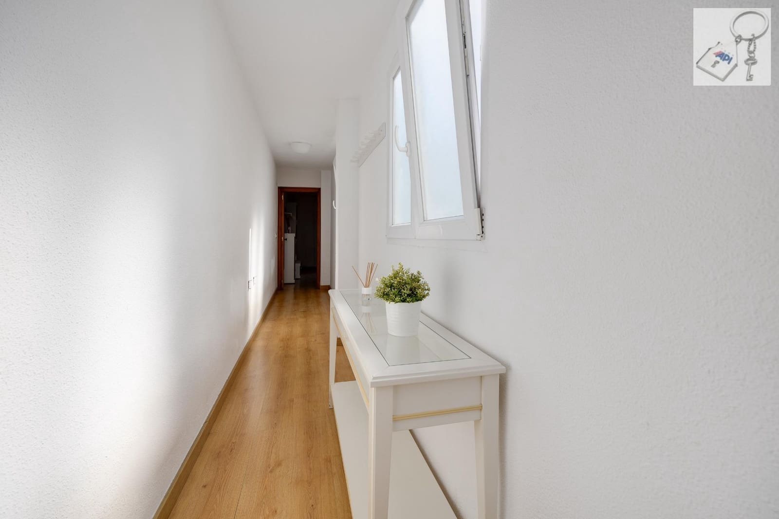 3 bedroom Penthouse for sale in Torrevieja - € 160,000 (Ref: 3104678)