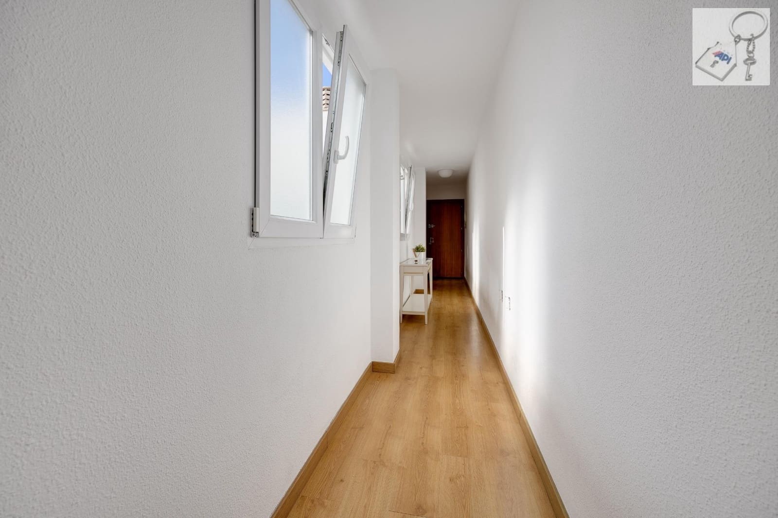 3 bedroom Penthouse for sale in Torrevieja - € 160,000 (Ref: 3104678)