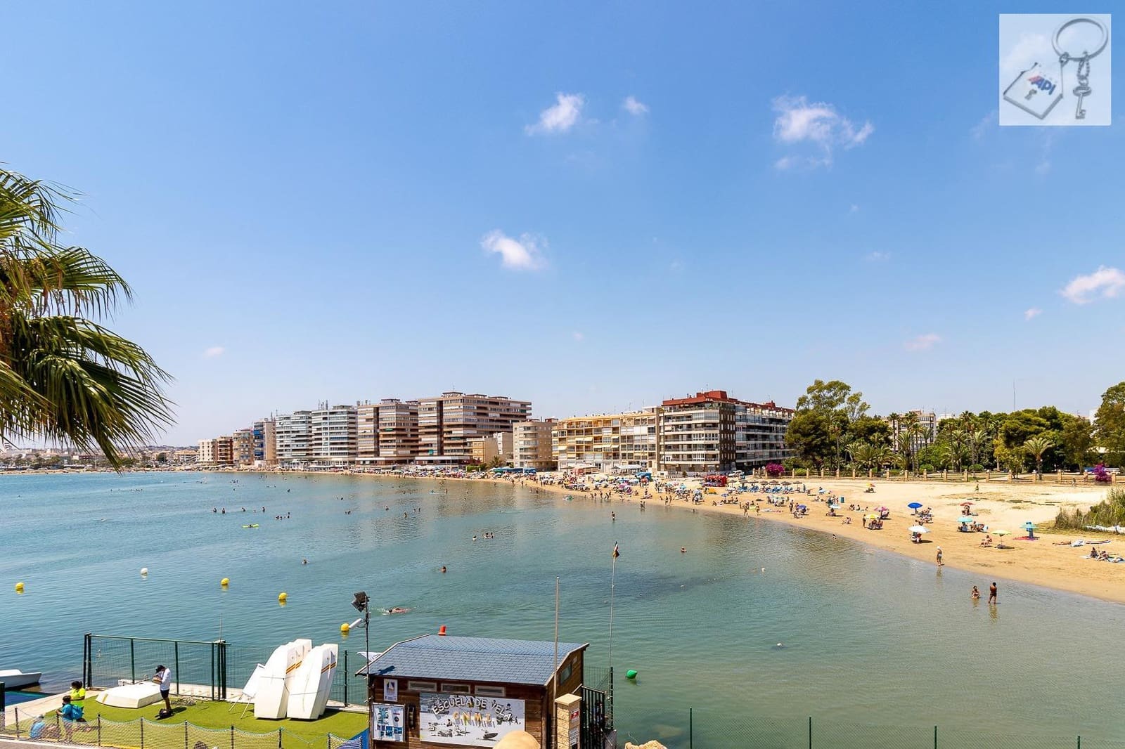 3 bedroom Penthouse for sale in Torrevieja - € 160,000 (Ref: 3104678)