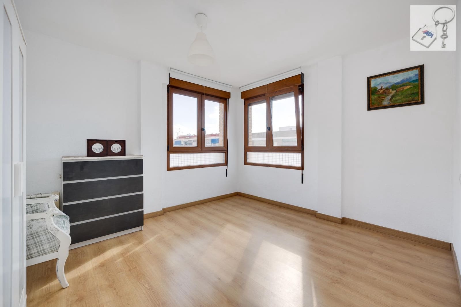 3 bedroom Penthouse for sale in Torrevieja - € 160,000 (Ref: 3104678)