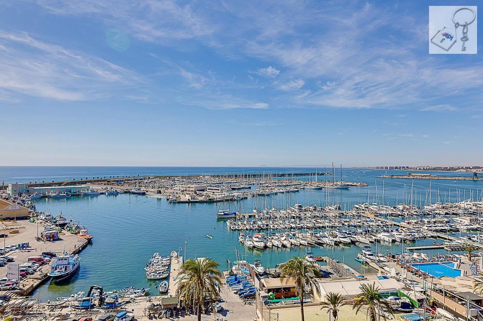 3 bedroom Penthouse for sale in Torrevieja - € 160,000 (Ref: 3104678)