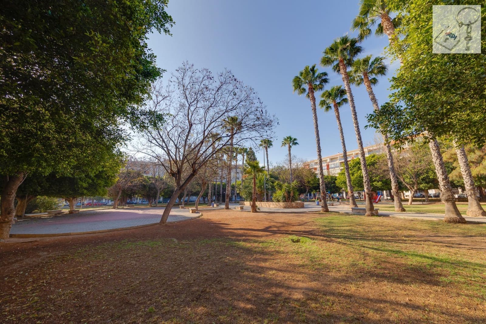 3 bedroom Penthouse for sale in Torrevieja - € 160,000 (Ref: 3104678)