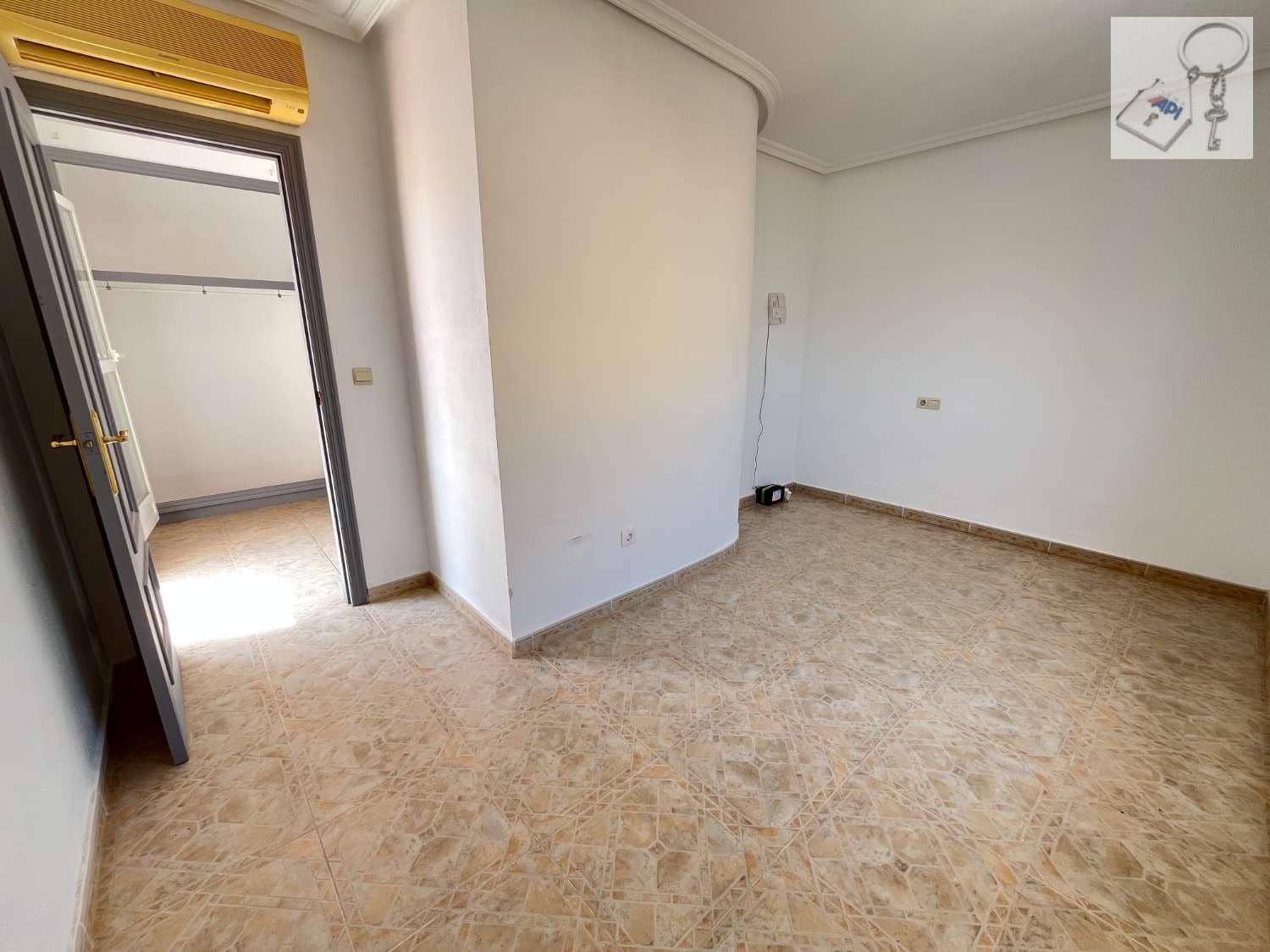 3 camera da letto Appartamento in vendita in Orihuela con piscina garage - 175.000 € (Rif: 6798131)