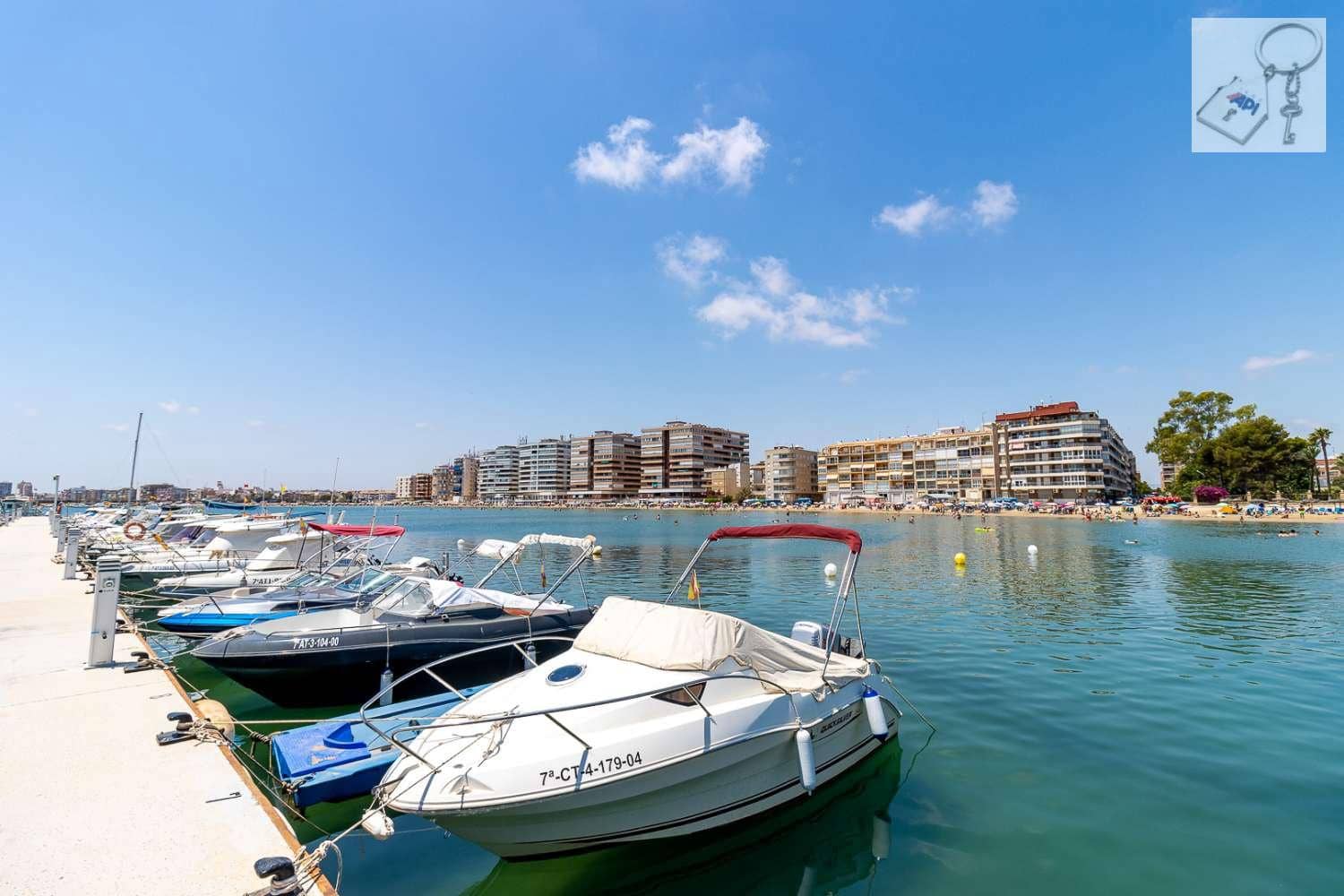 5 sovrum Lägenhet till salu i Torrevieja - 269 000 € (Ref: 7948694)