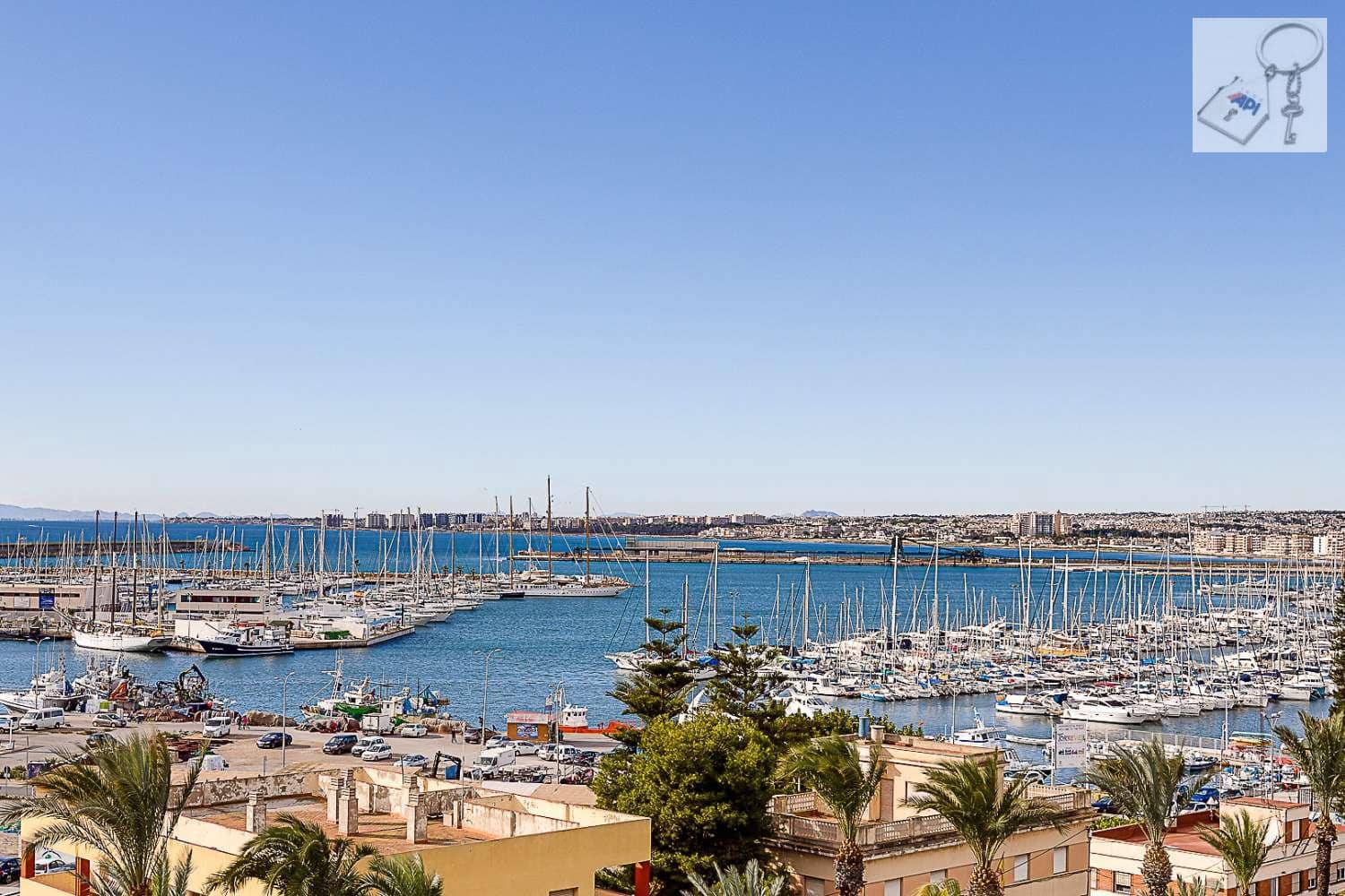5 sovrum Lägenhet till salu i Torrevieja - 269 000 € (Ref: 7948694)