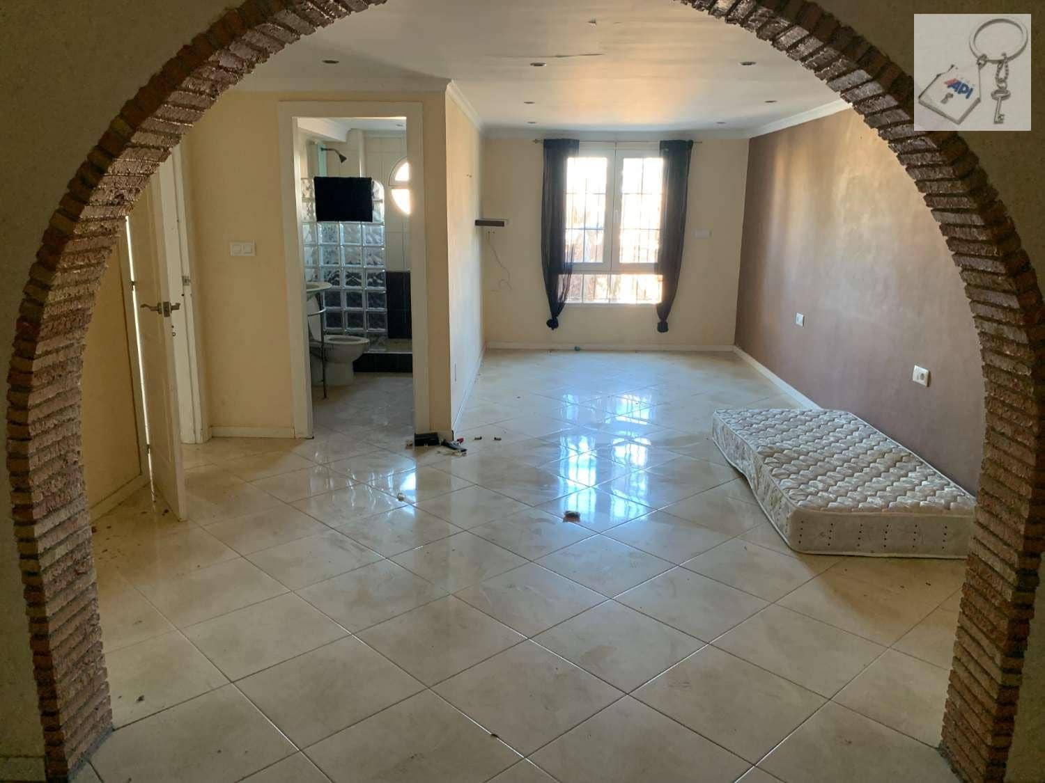 4 sypialnia Willa na sprzedaż w San Miguel de Salinas z basenem - 255 000 € (Ref: 7949076)