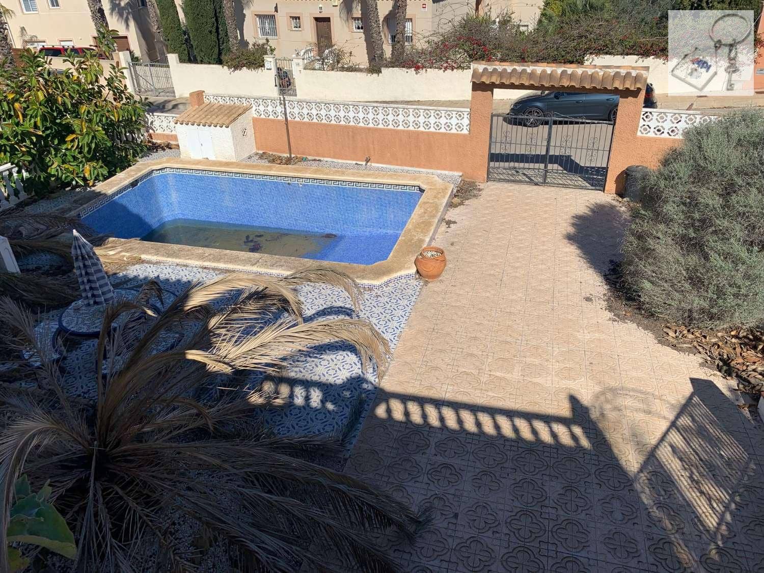 4 sypialnia Willa na sprzedaż w San Miguel de Salinas z basenem - 255 000 € (Ref: 7949076)