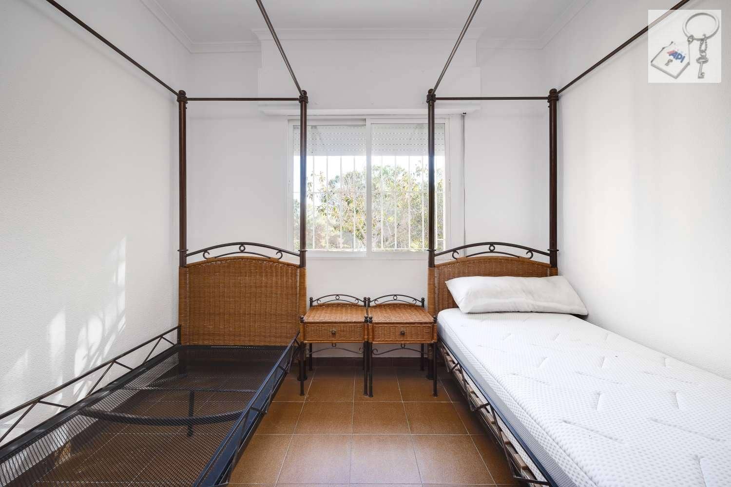 4 chambre Finca/Maison de Campagne à vendre à Torrevieja avec piscine garage - 517 000 € (Ref: 8786032)