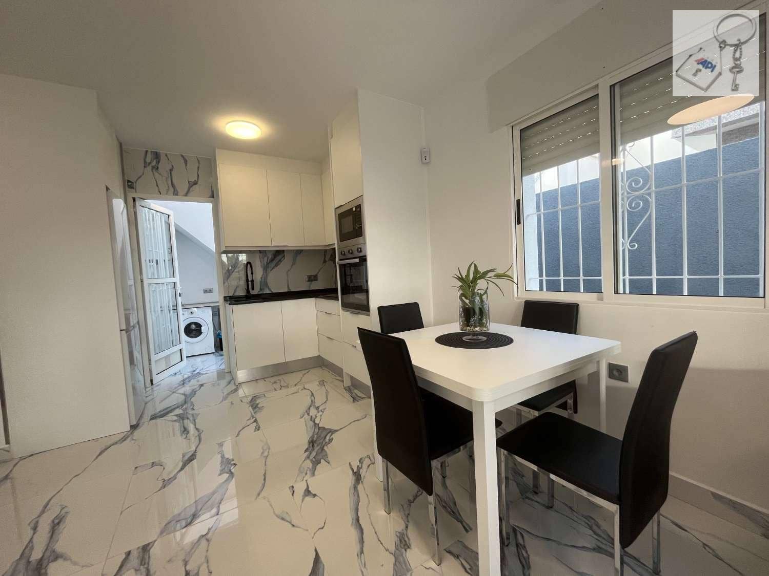 2 soveværelse Bungalow til salg i El Chaparral med garage - € 177.000 (Ref: 8907125)