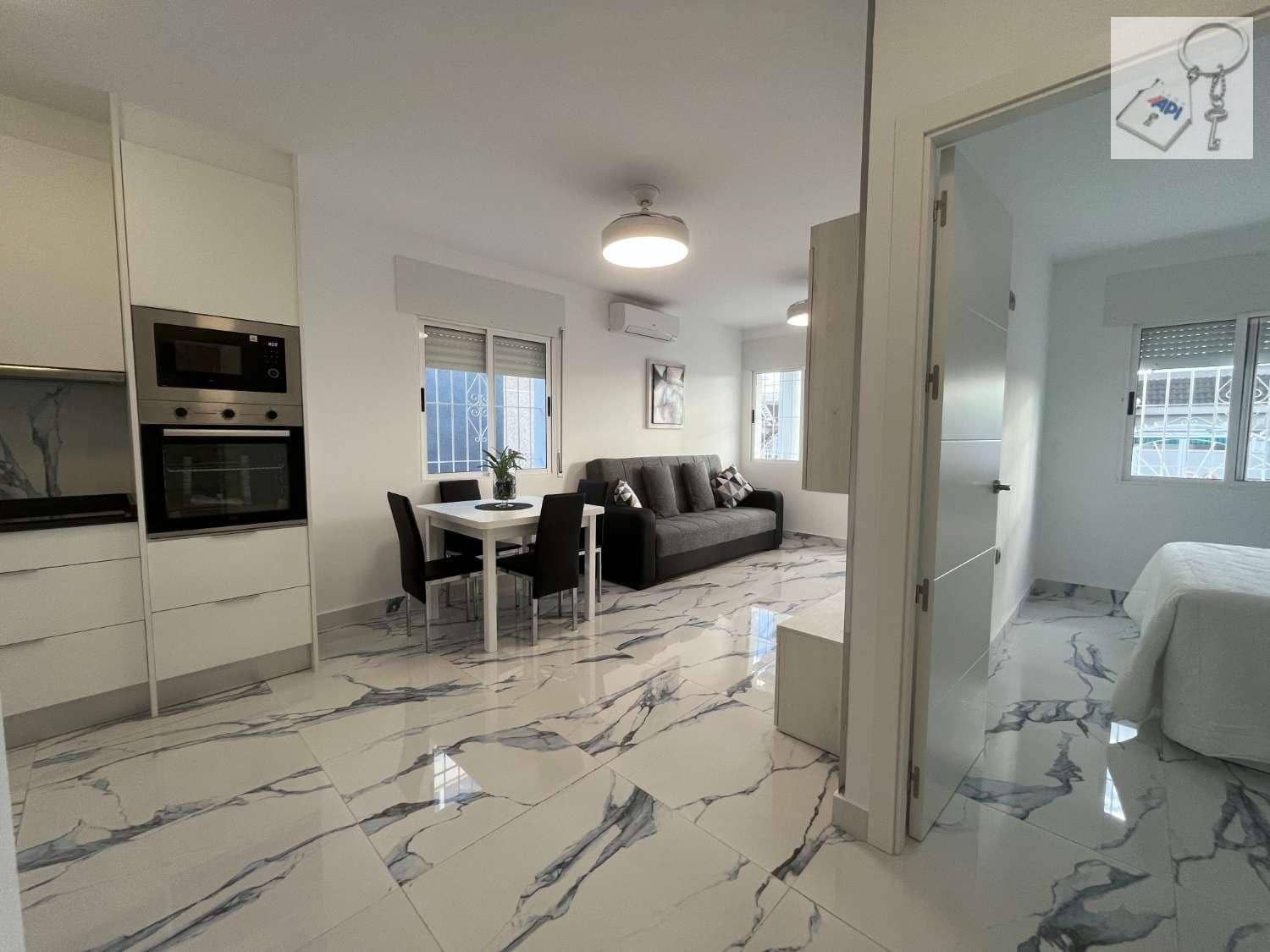 2 soveværelse Bungalow til salg i El Chaparral med garage - € 177.000 (Ref: 8907125)