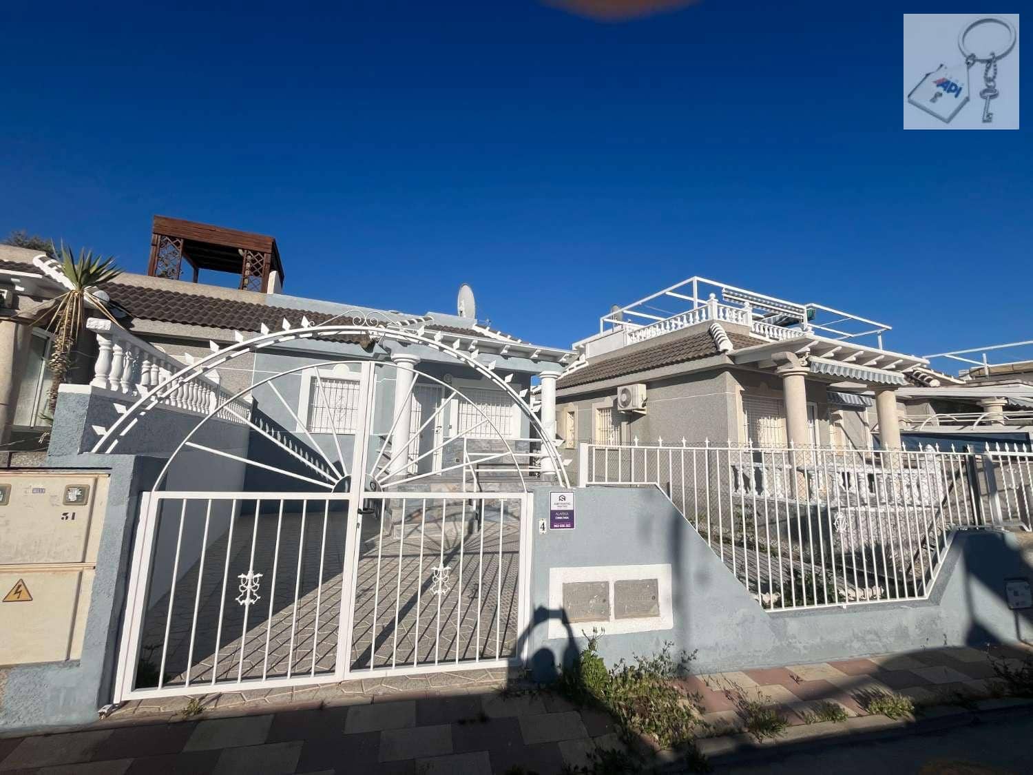 2 soveværelse Bungalow til salg i El Chaparral med garage - € 177.000 (Ref: 8907125)