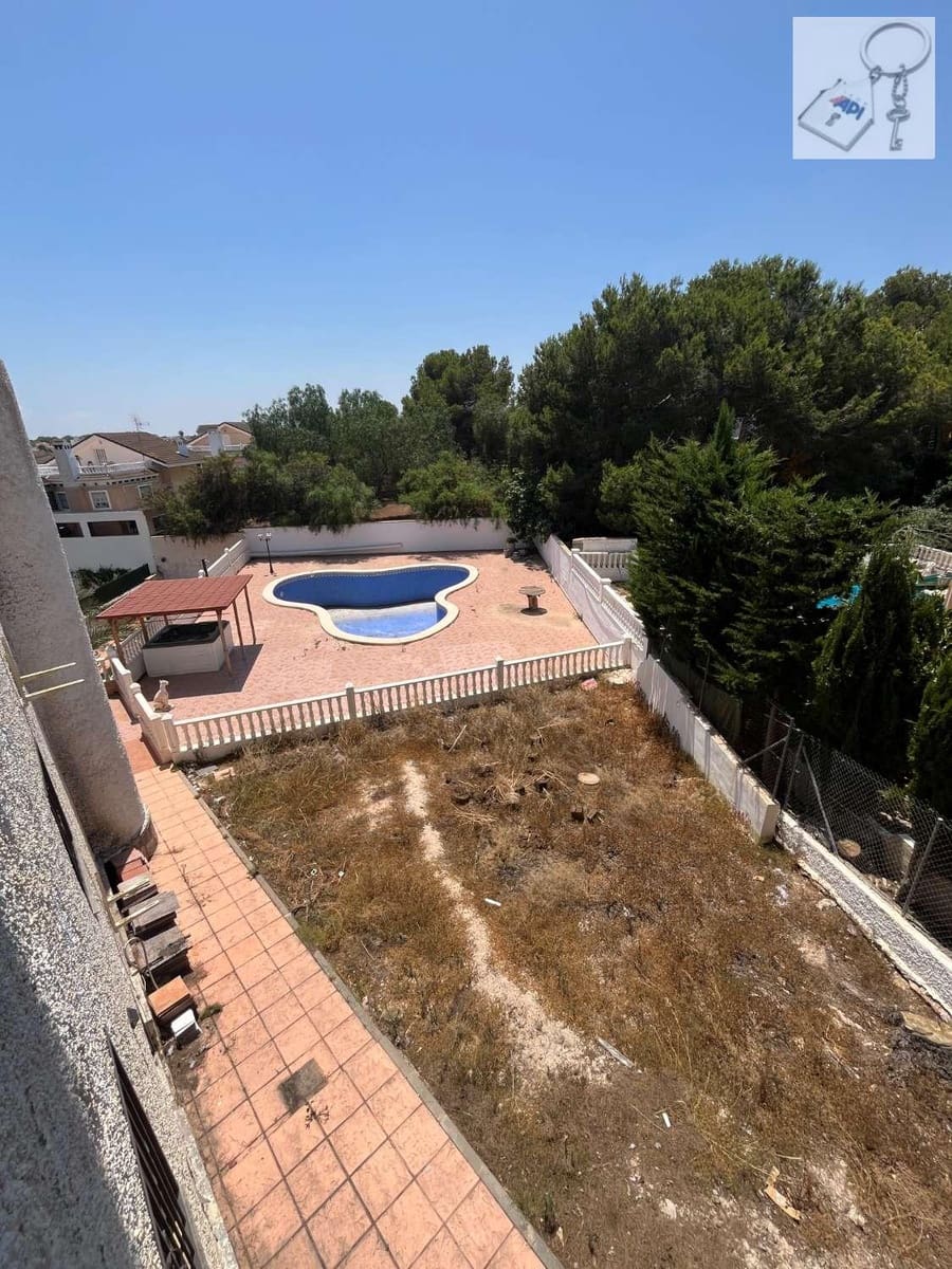 5 sypialnia Willa na sprzedaż w Pinar de Campoverde z basenem - 311 000 € (Ref: 8912699)