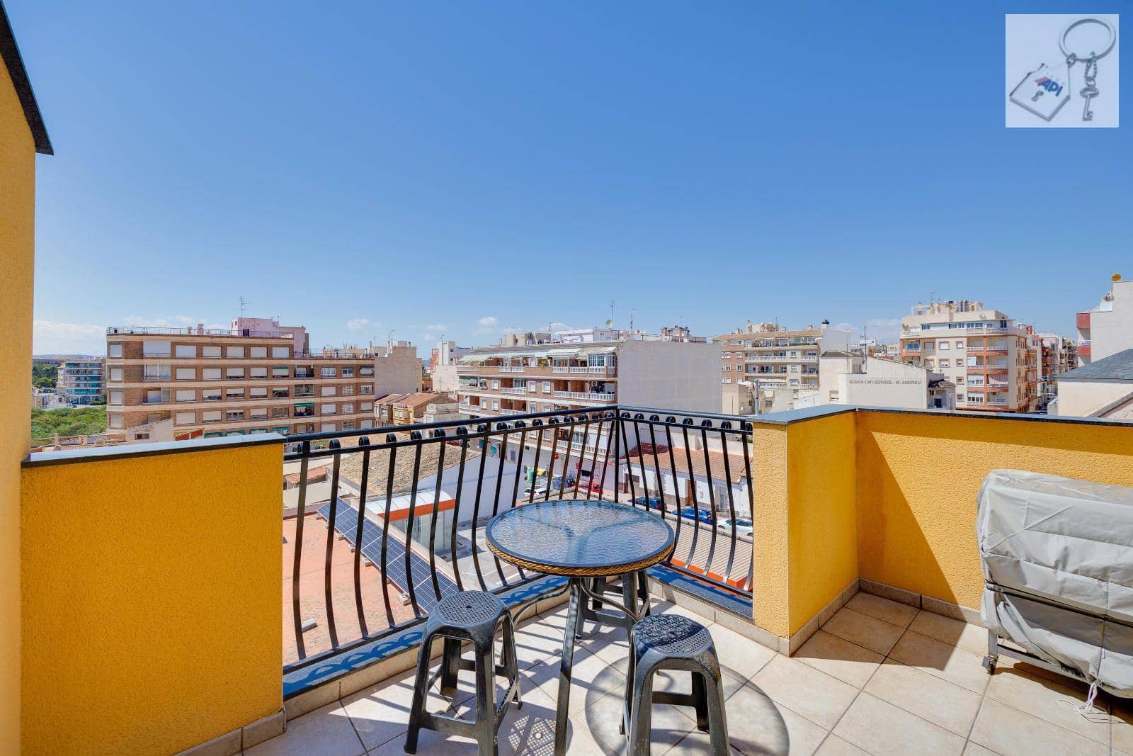 2 Zimmer Penthouse zu verkaufen in Torrevieja - 145.969 € (Ref: 8975776)