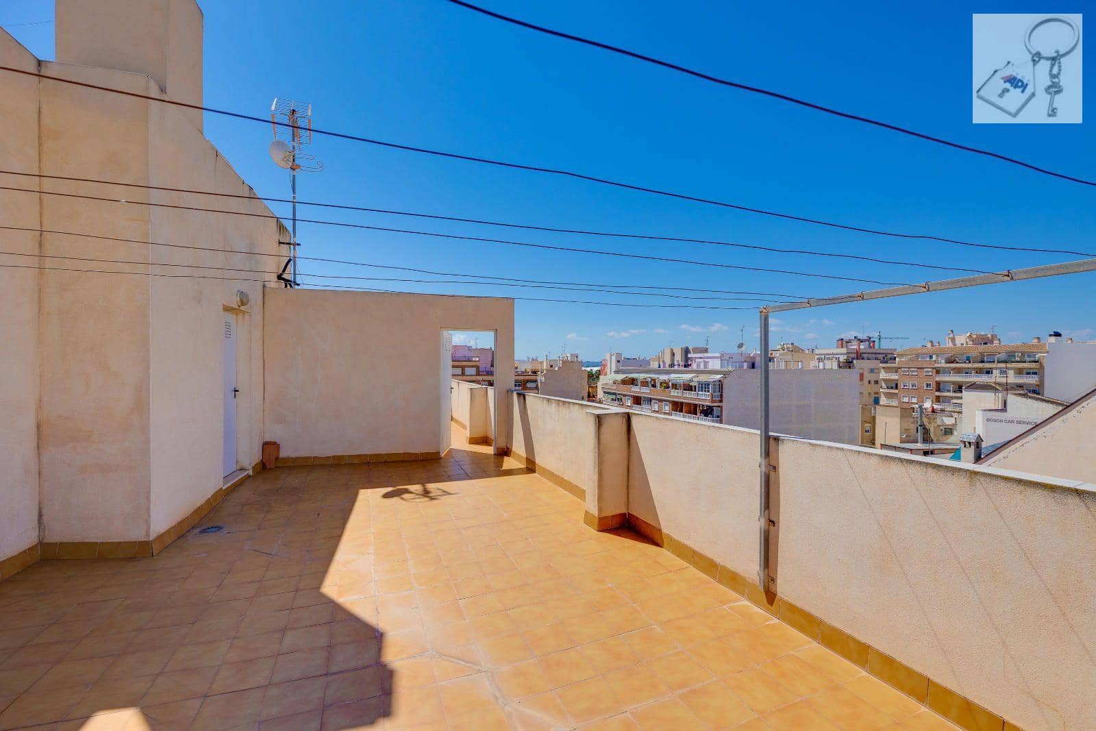 2 Zimmer Penthouse zu verkaufen in Torrevieja - 145.969 € (Ref: 8975776)