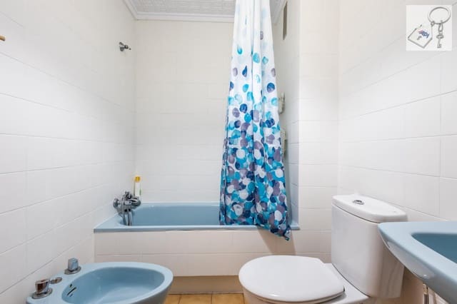 Apartamento de 3 habitaciones en Torrevieja en venta - 169.000 € (Ref: 8993560)