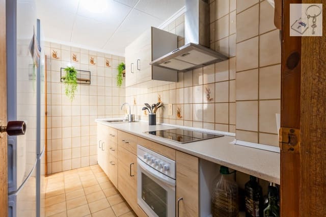 Apartamento de 3 habitaciones en Torrevieja en venta - 169.000 € (Ref: 8993560)