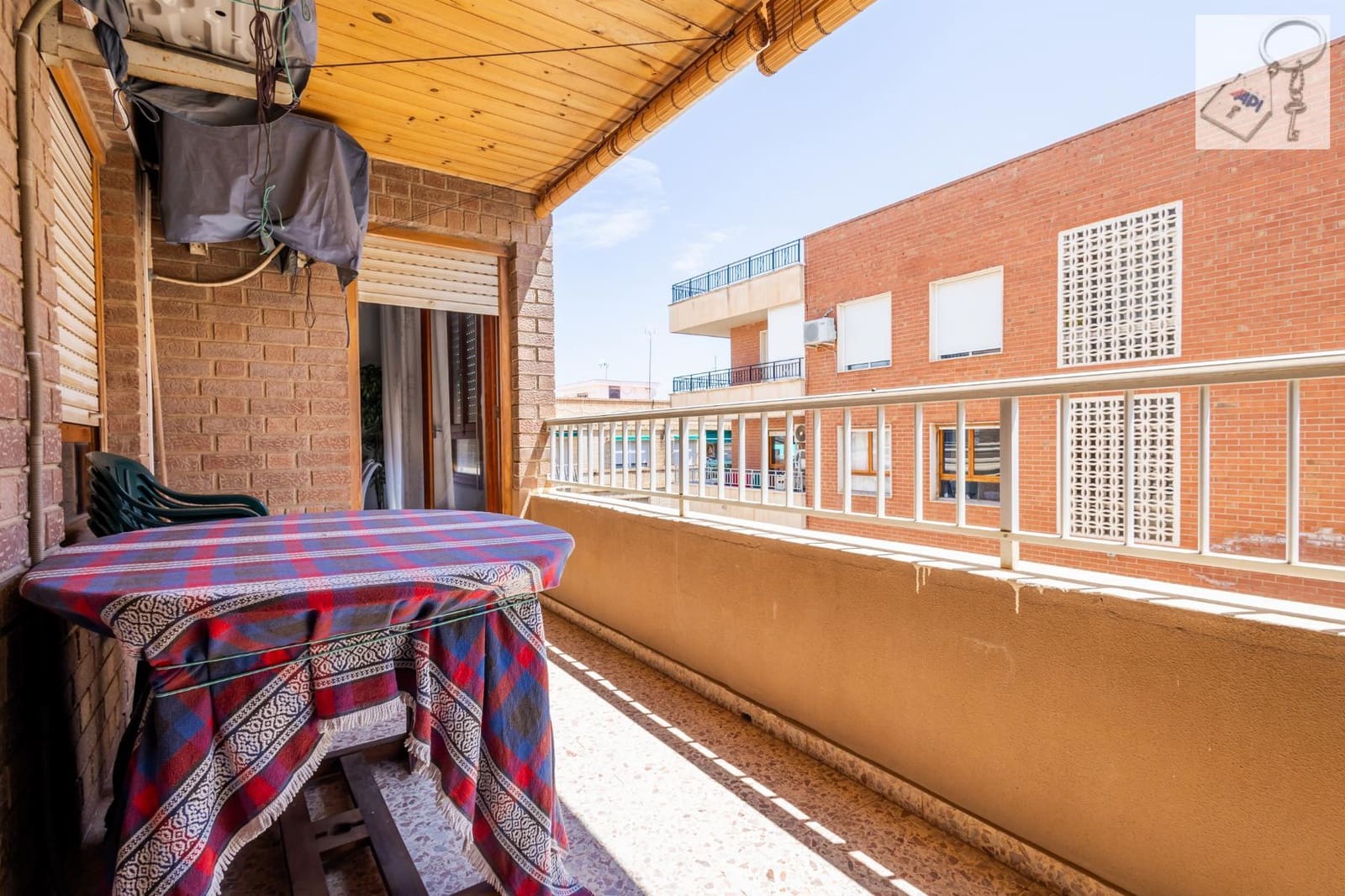 Apartamento de 3 habitaciones en Torrevieja en venta - 169.000 € (Ref: 8993560)