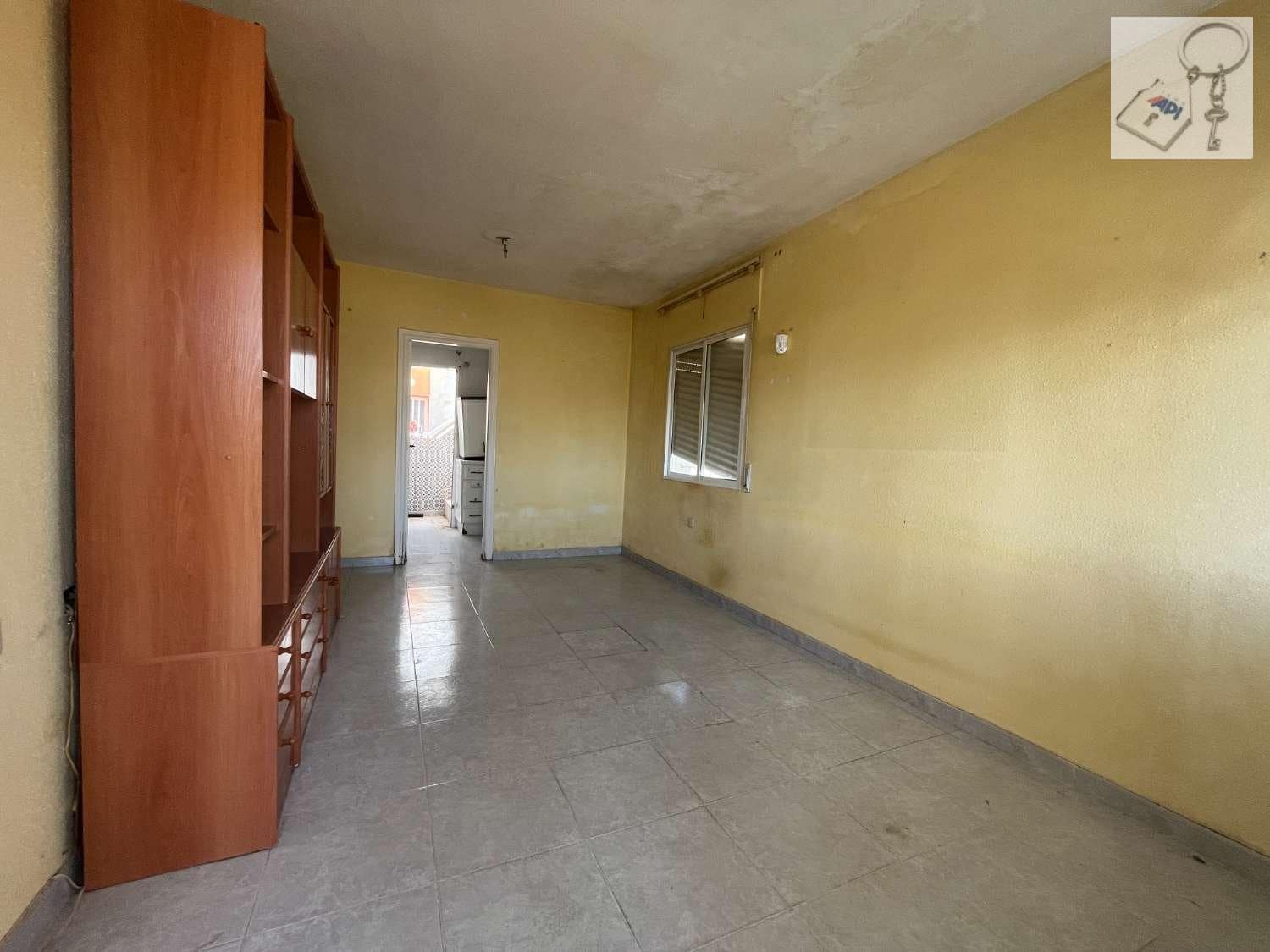 2 bedroom Beach Apartment for sale in El Chaparral - € 135,000 (Ref: 9024045)