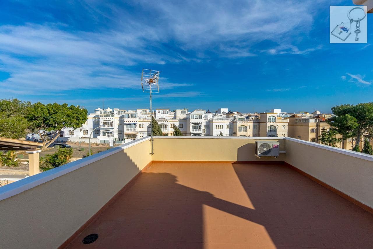 3 soveværelse Byhus til salg i Orihuela med swimmingpool - € 295.000 (Ref: 9088455)