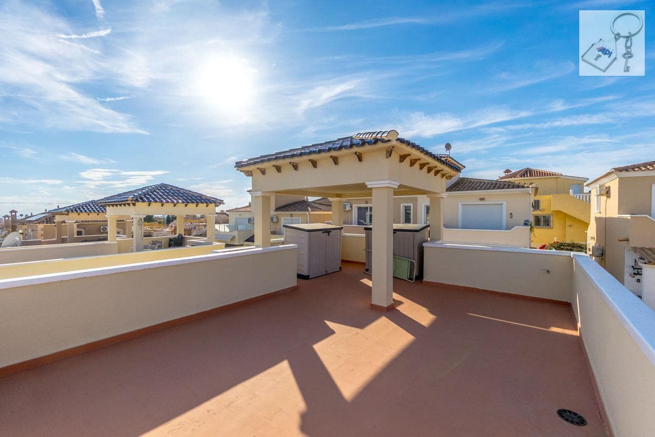 3 soveværelse Byhus til salg i Orihuela med swimmingpool - € 295.000 (Ref: 9088455)