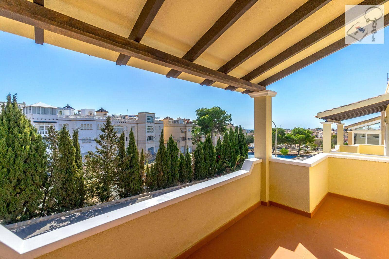 3 soveværelse Byhus til salg i Orihuela med swimmingpool - € 295.000 (Ref: 9088455)