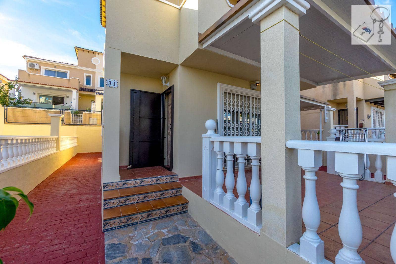 3 soveværelse Byhus til salg i Orihuela med swimmingpool - € 295.000 (Ref: 9088455)