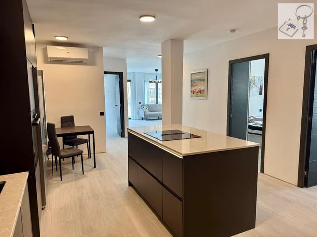 Apartamento de 3 habitaciones en Torrevieja en venta - 357.000 € (Ref: 9088456)