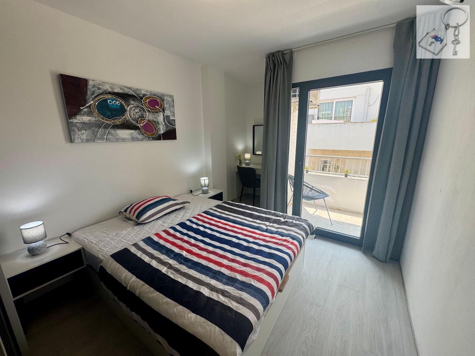 Apartamento de 3 habitaciones en Torrevieja en venta - 357.000 € (Ref: 9088456)