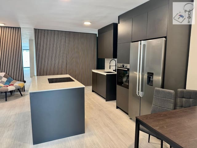 Apartamento de 3 habitaciones en Torrevieja en venta - 357.000 € (Ref: 9088456)