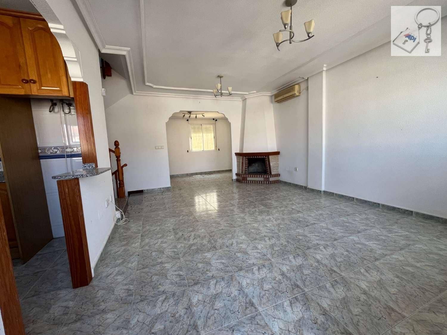 4 sovrum Villa till salu i San Miguel de Salinas med pool garage - 235 000 € (Ref: 9110030)