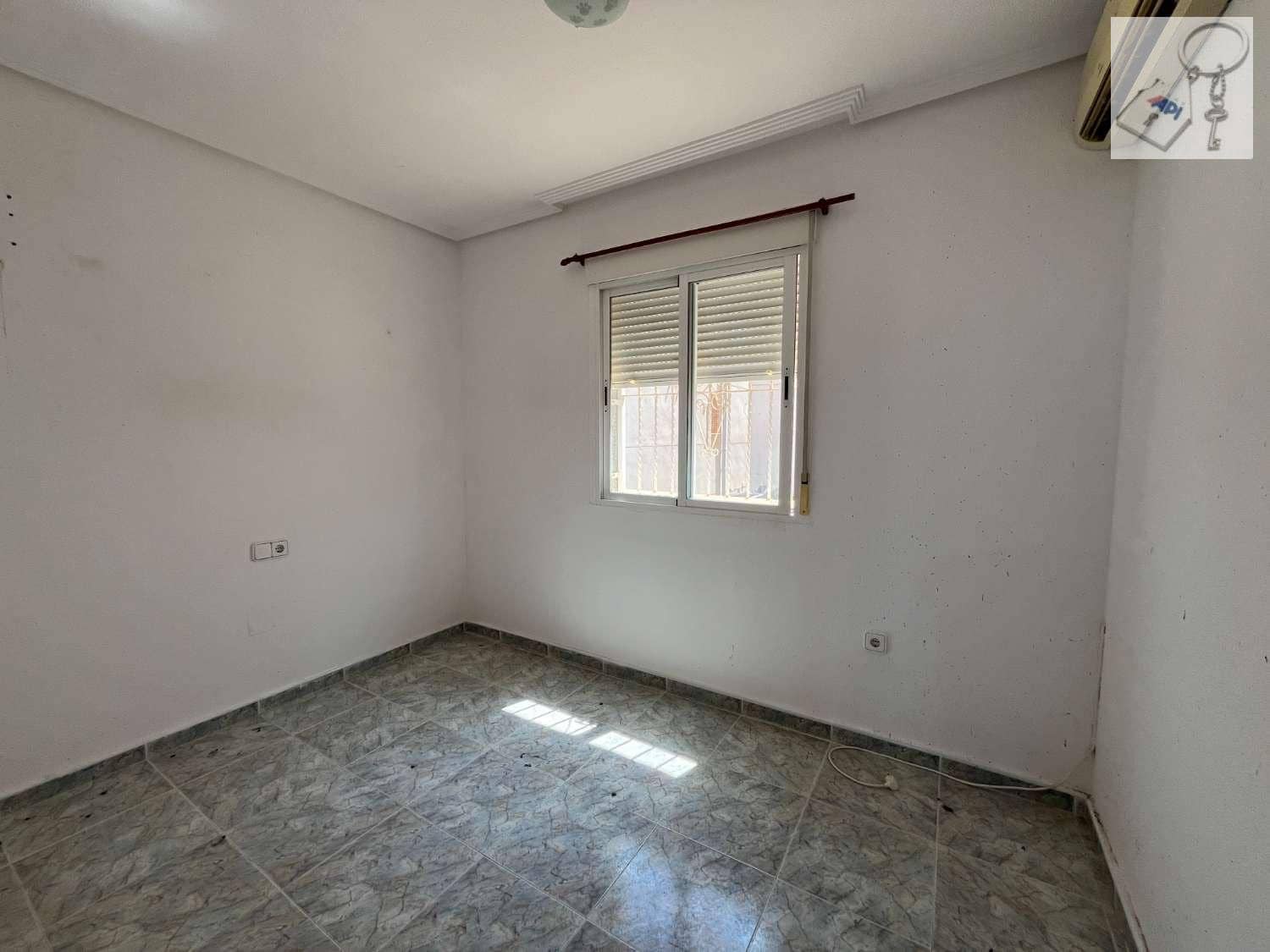 4 sovrum Villa till salu i San Miguel de Salinas med pool garage - 235 000 € (Ref: 9110030)