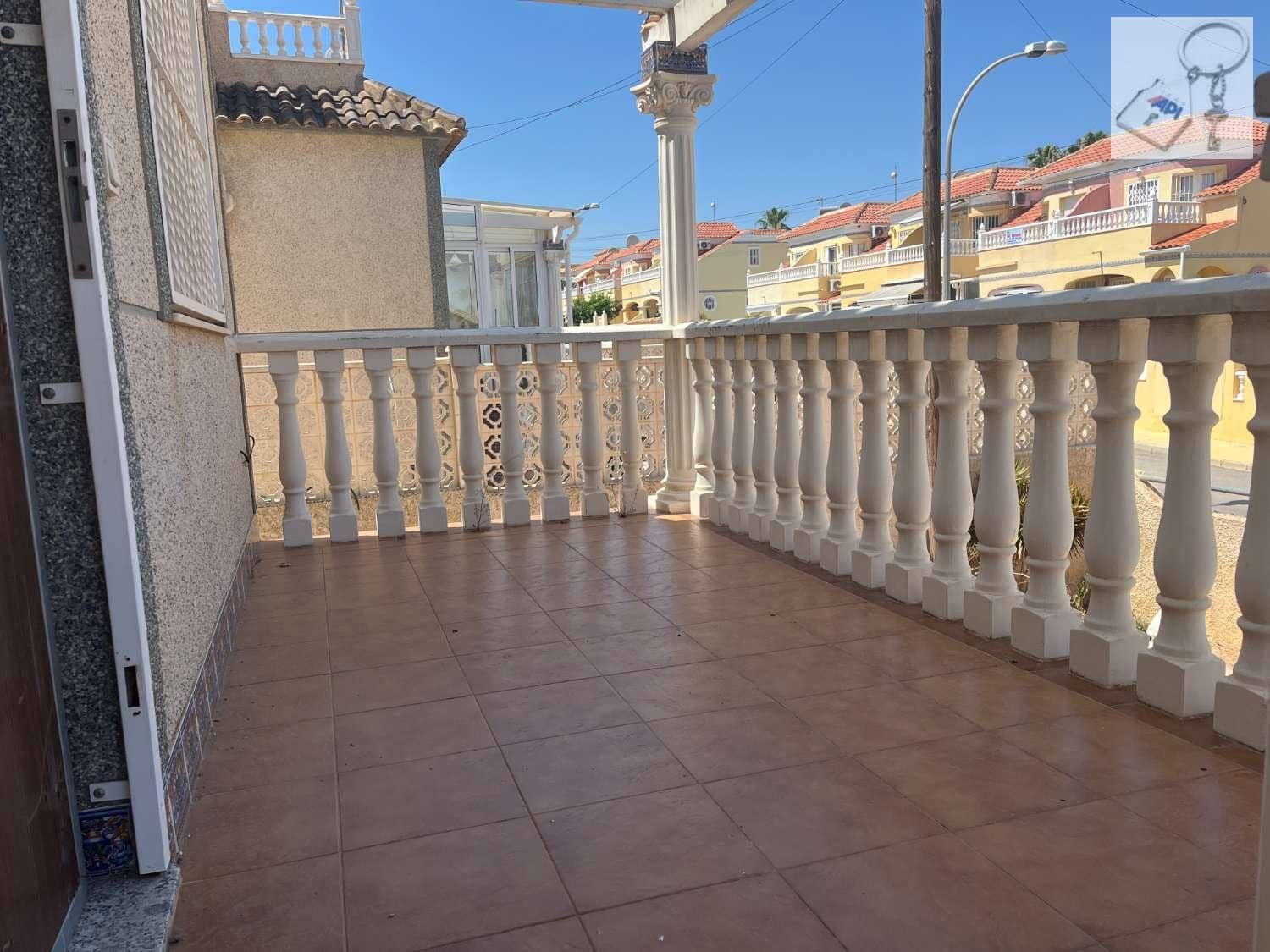 4 sovrum Villa till salu i San Miguel de Salinas med pool garage - 235 000 € (Ref: 9110030)