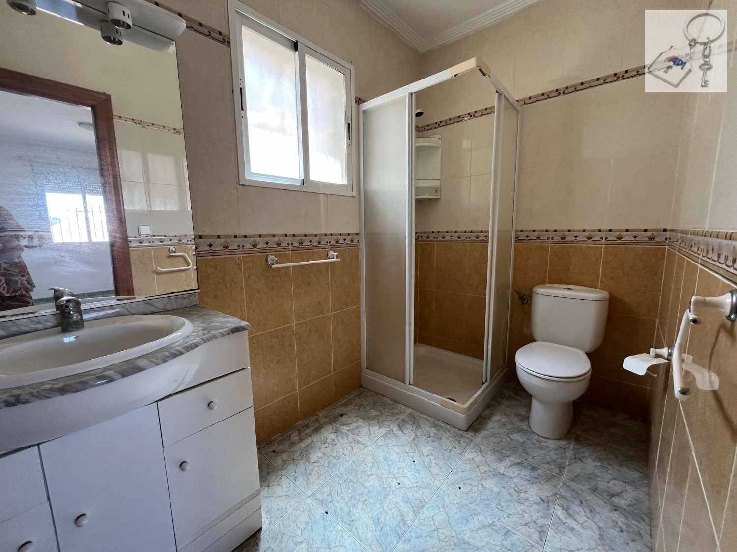 4 sovrum Villa till salu i San Miguel de Salinas med pool garage - 235 000 € (Ref: 9110030)