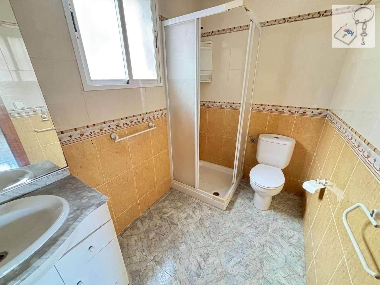 4 makuuhuone Huvila myytävänä paikassa San Miguel de Salinas mukana uima-altaan 
autotalli - 235 000 € (Ref: 9110030)