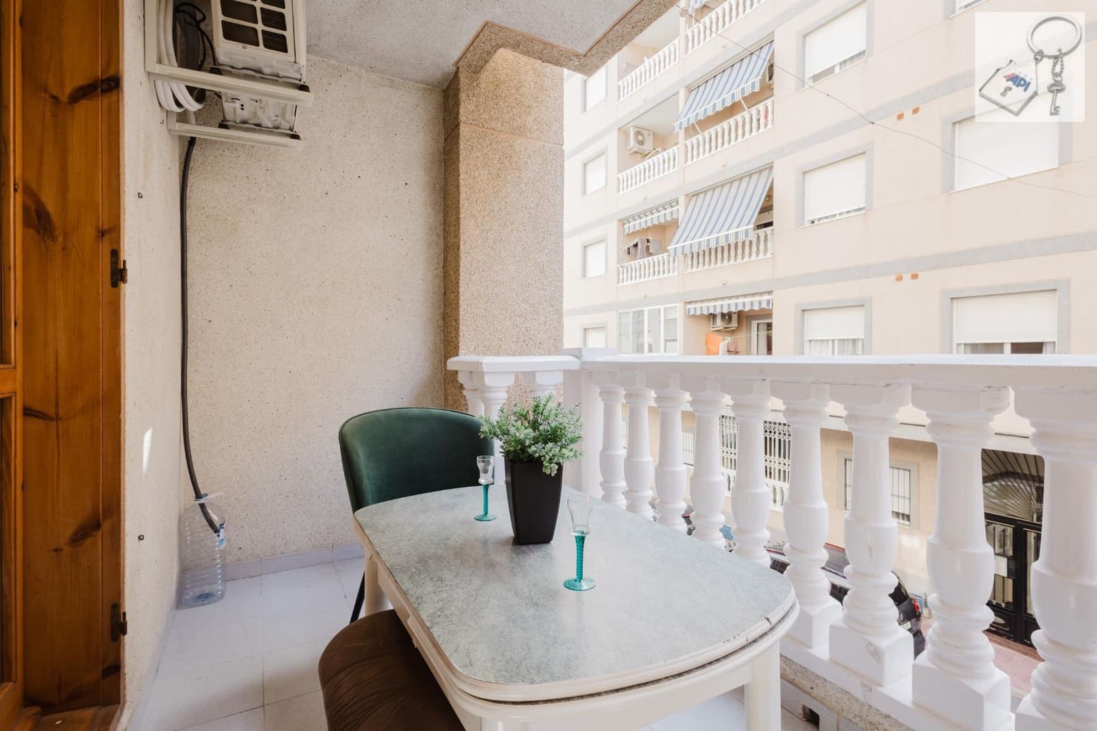 2 sovrum Lägenhet till salu i Torrevieja - 119 990 € (Ref: 9163483)