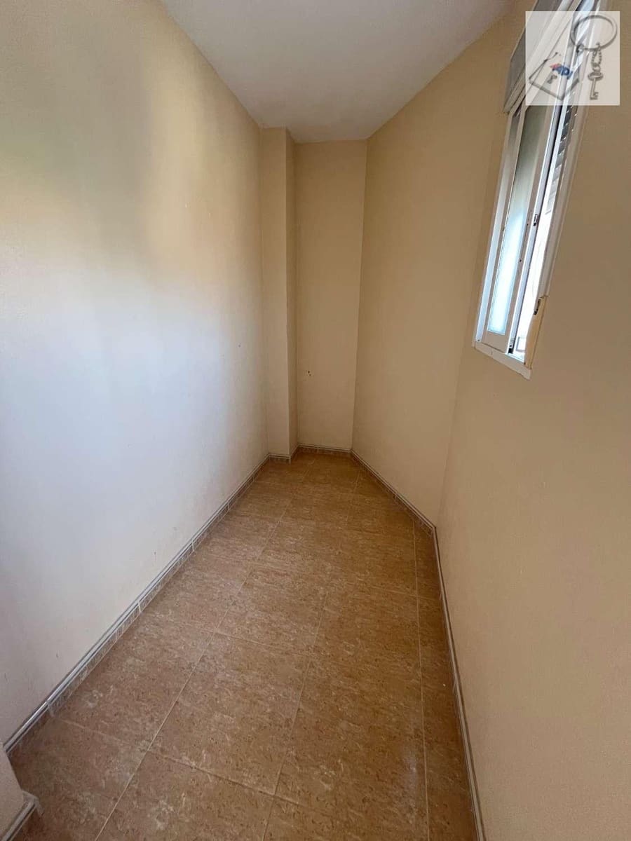 5 soveværelse Semi-Rækkehus til salg i Orihuela - € 145.000 (Ref: 9188071)