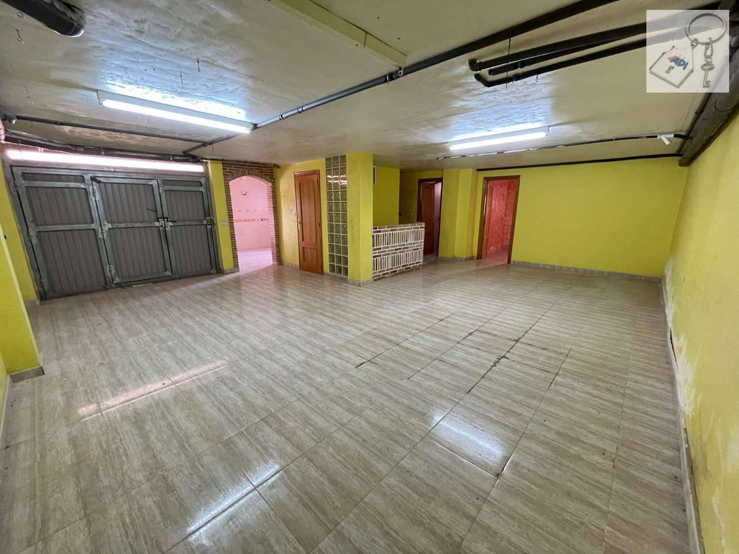 5 soveværelse Semi-Rækkehus til salg i Orihuela - € 145.000 (Ref: 9188071)