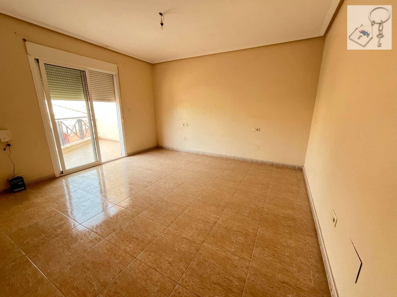 5 soveværelse Semi-Rækkehus til salg i Orihuela - € 145.000 (Ref: 9188071)