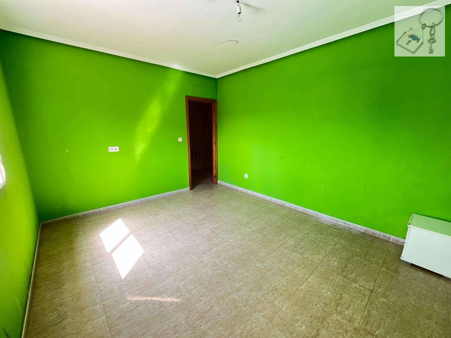 5 soveværelse Semi-Rækkehus til salg i Orihuela - € 145.000 (Ref: 9188071)