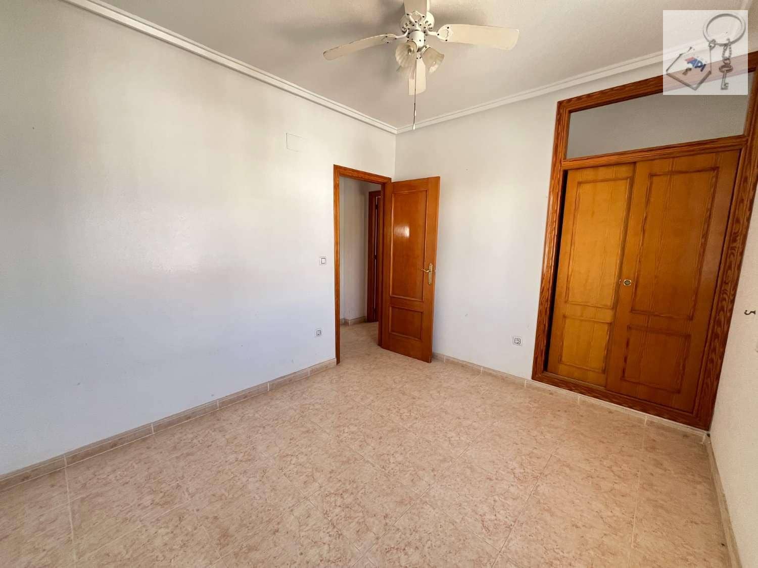 4 soveværelse Byhus til salg i Orihuela Costa med garage - € 220.000 (Ref: 9265164)